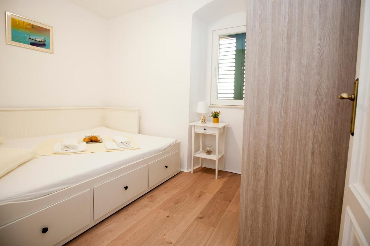 Apartment Slavuj Central Square Split Exterior foto